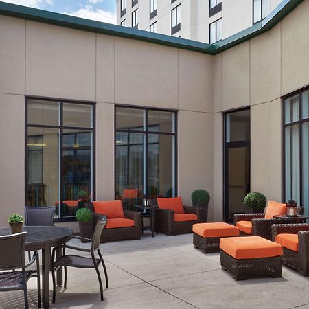 Hilton Garden Inn Toronto Airport West/Mississauga Exterior photo