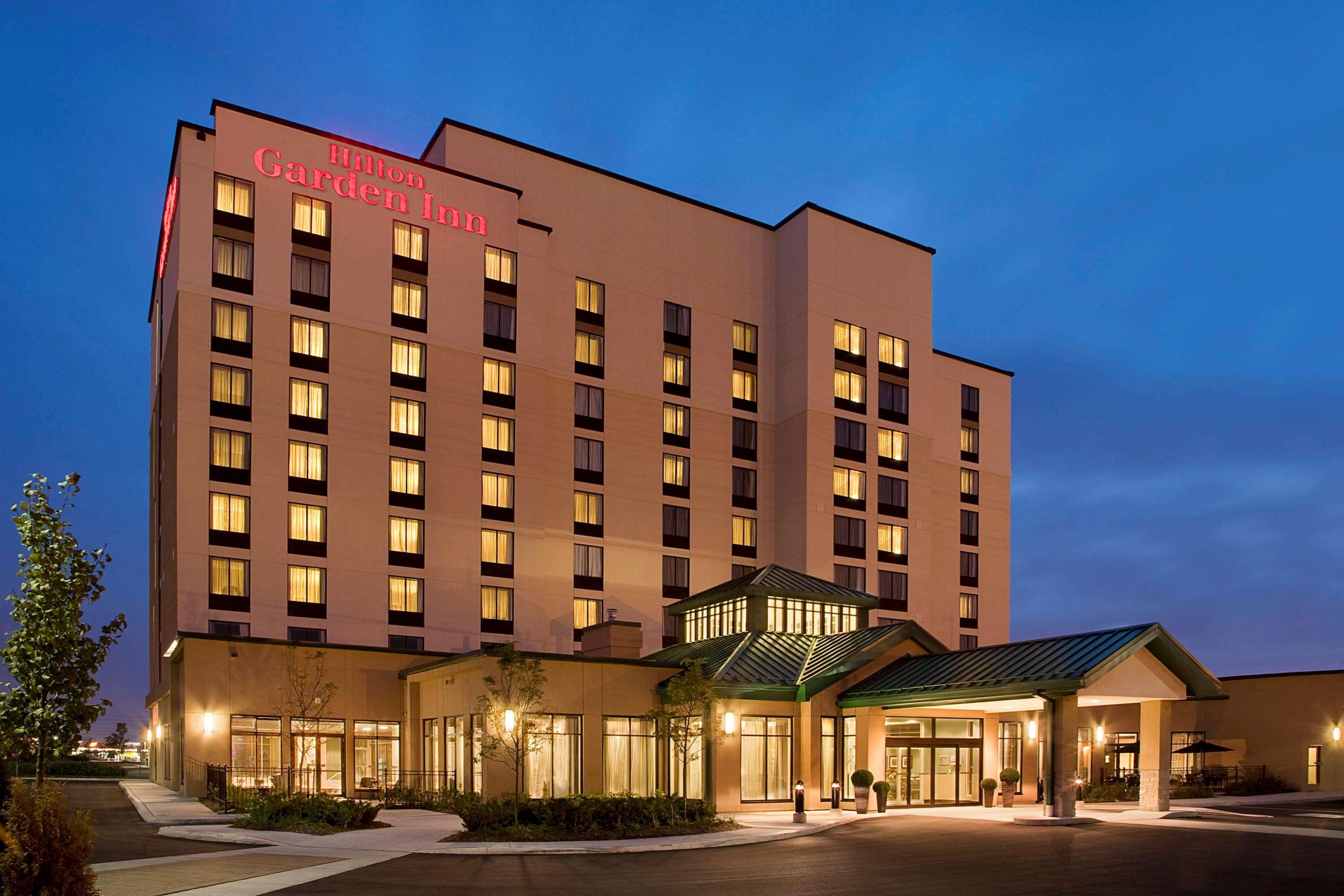 Hilton Garden Inn Toronto Airport West/Mississauga Exterior photo