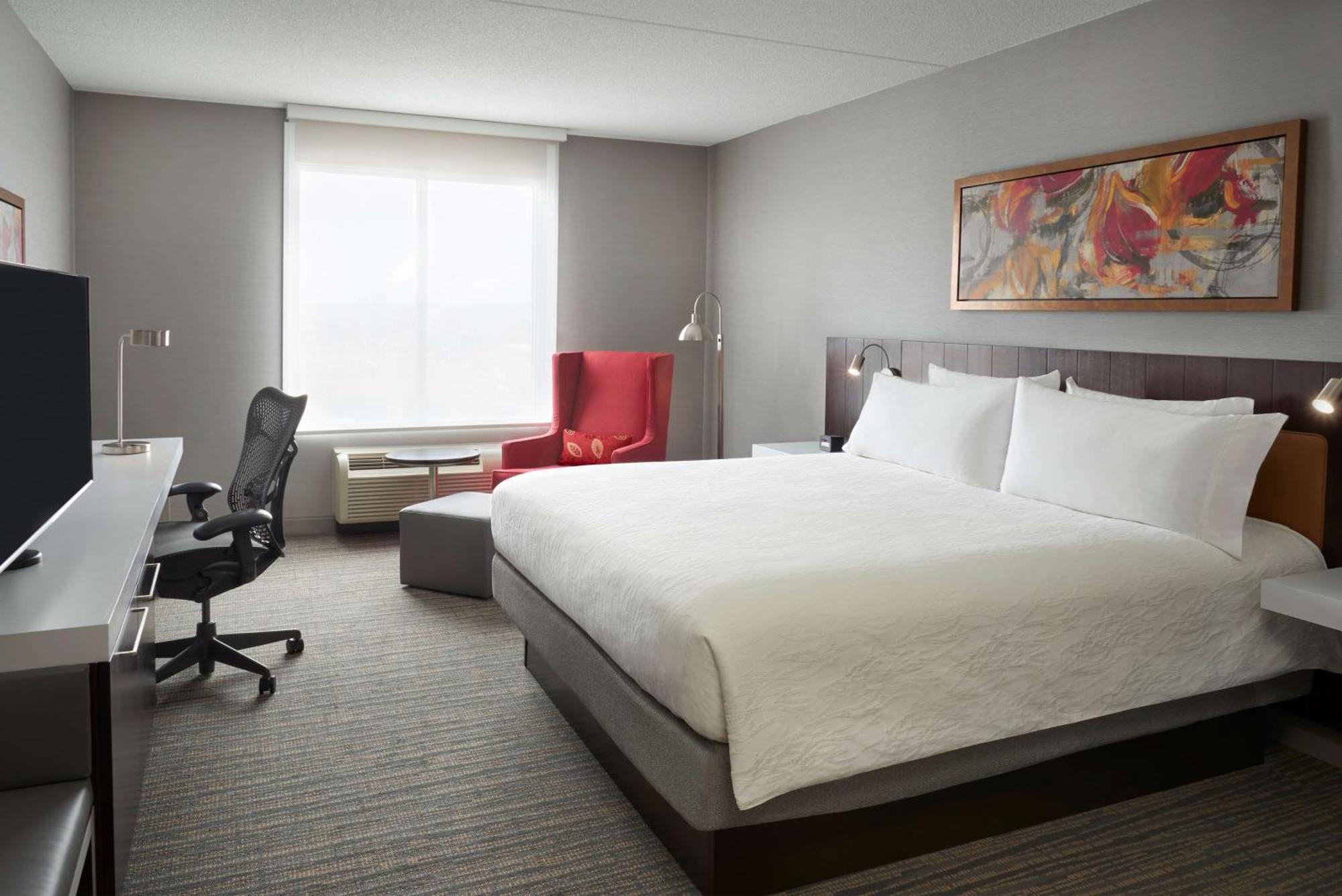 Hilton Garden Inn Toronto Airport West/Mississauga Exterior photo
